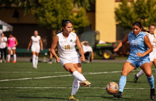 Rhae Chan during game against Sonoma State