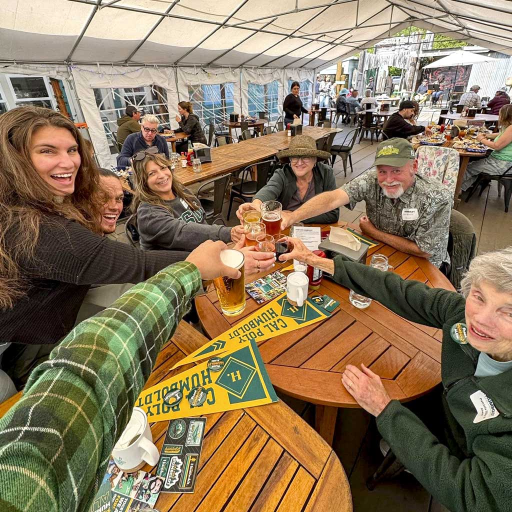 Alumni gathered at a brewery mixer