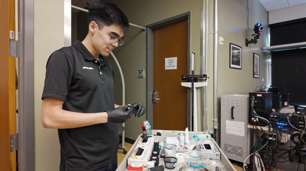A photo of Kinesiology student Diego Honda in the lab. 