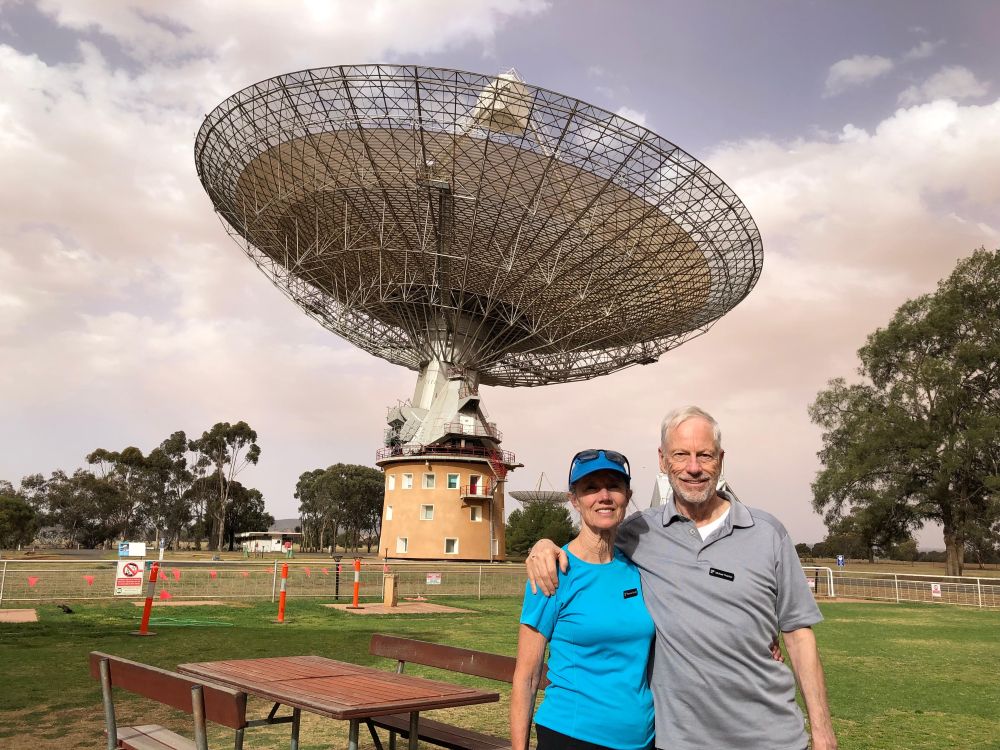 A photo of Michael Thacher and his wife Rhonda Rundle visiting the Parkes Radio Dish in Oct 2019