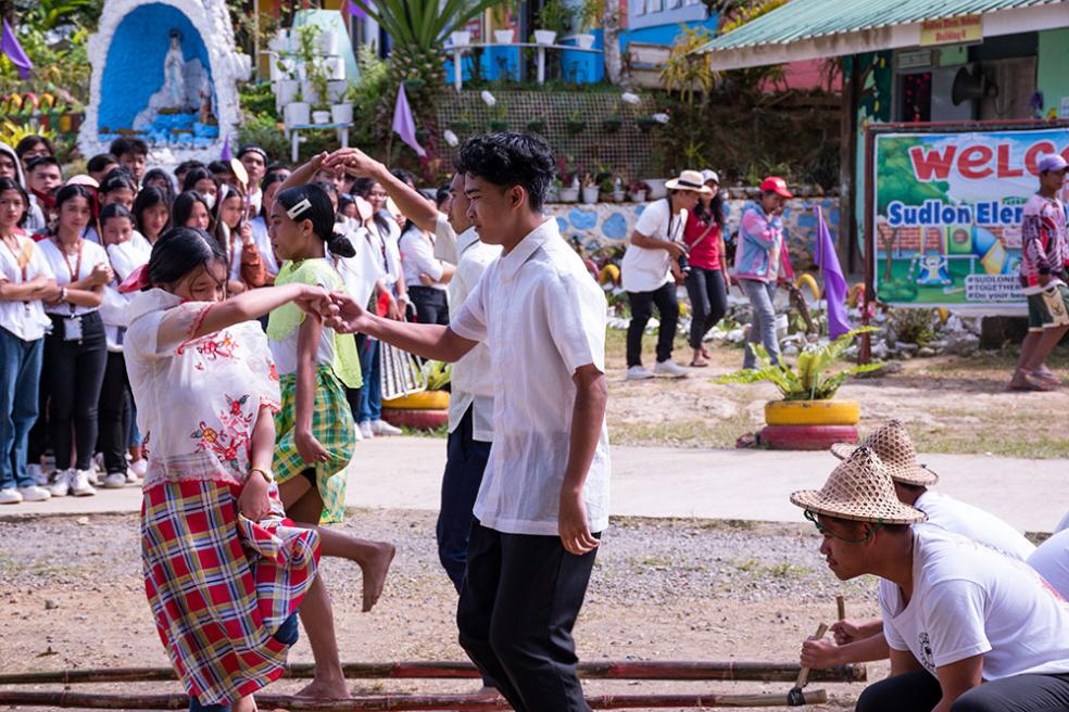 To celebrate the newly formed connection between the communities, Sudlon National High School students performed cultural songs and dances, including Tinikling and Maglalatik.