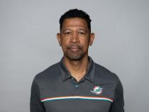 A headshot photo of Robert Prince